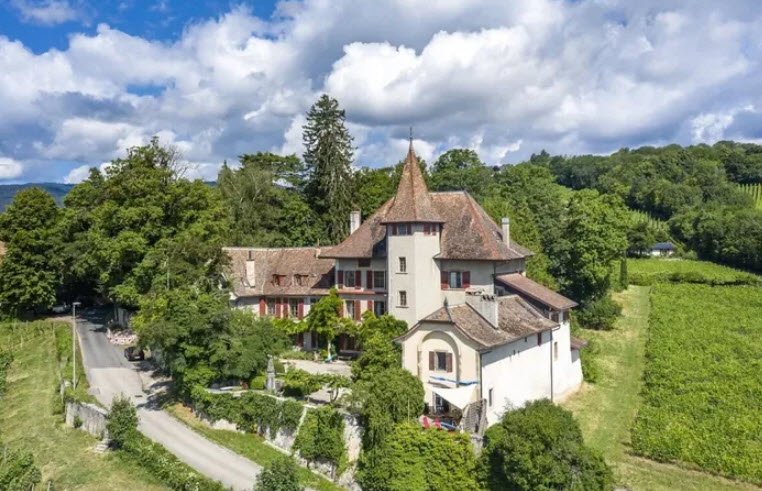 D'En-Bas Castle, Switzerland, Switzerland